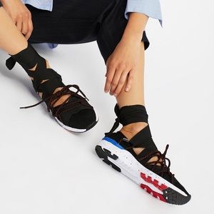 Lace up tennis shoes